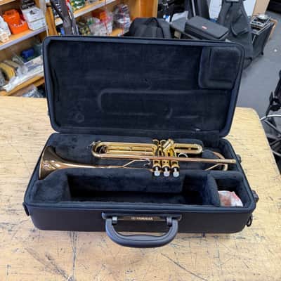 Used Yamaha YTR-6335RC Commercial Professional Bb Trumpet with Case image 1