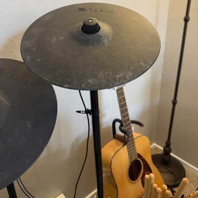Roland TD-17KVX V-Drum Kit with Mesh Pads + Vic Firth sticks + TAMA iron cobra hi hat stand + Pearl P930 kick drum pedal imagen 11