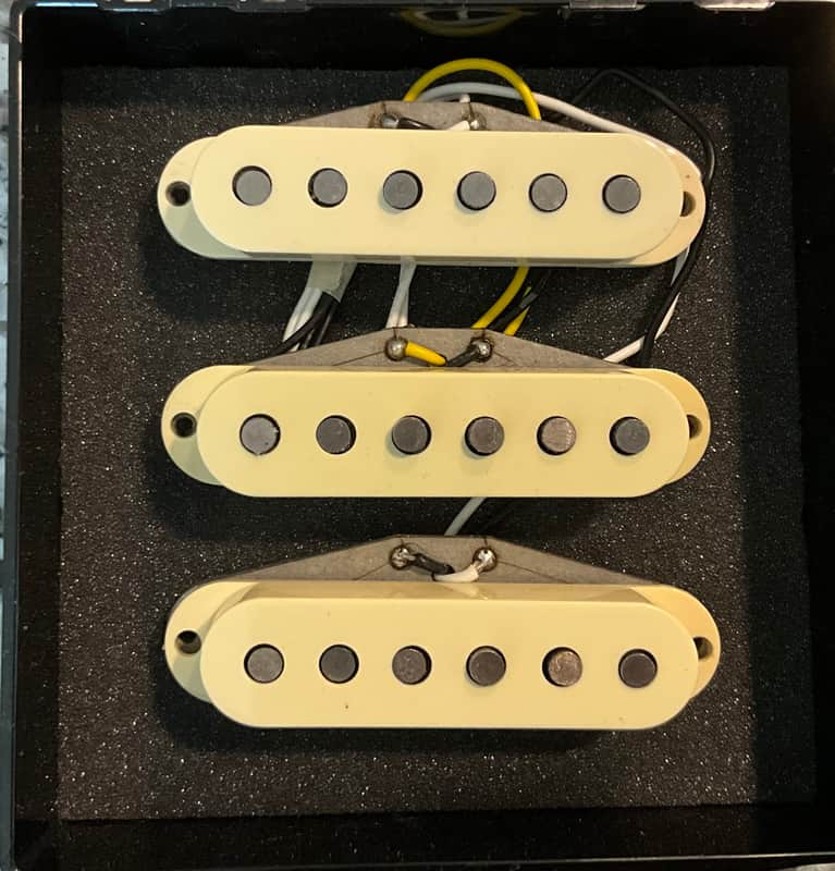 Fender Roadworn Stratocaster Pickup Set 2020’s - Cream image 1