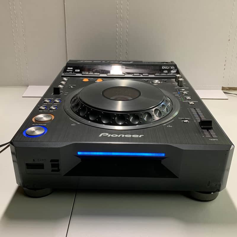 Pioneer DVJ-X1 DVD/MP3/CD Turntable PRO DJ plays CD's and DVD's