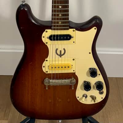 Epiphone Olympic Double Batwing Headstock with Maestro 1963- 1970 - Sunburst image 1