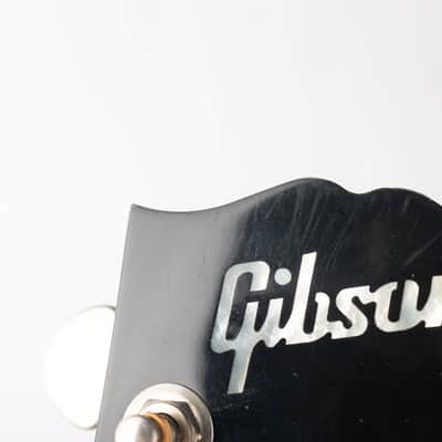 Gibson Acoustic J-45 Standard, Vintage Sunburst | Demo image 3