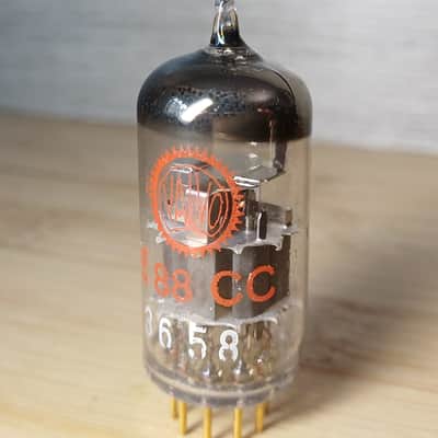 "A" NOS 1964 MULLARD  e88cc 6922 Special quality Mitcham made like CV2492 ecc88 6dj8 CCA Valvo print perfectly balanced and very strong, gold pins best audio tube, for EMI redd 47 image 2