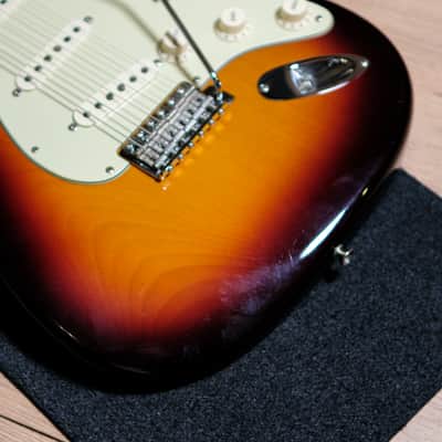 Fender American Vintage '62 Stratocaster 2010 - 3-Color Sunburst image 17