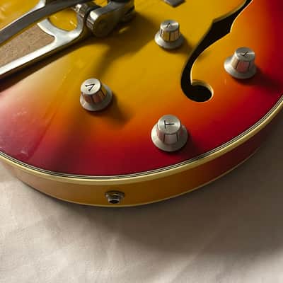 Teisco Hollow Body Electric Guitar MIJ Japan 1970s Sunburst image 7