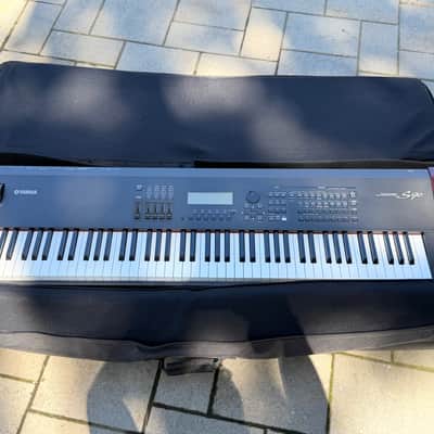 Yamaha S90