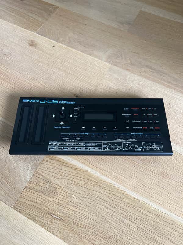 Roland D-05 Boutique Series Linear Synthesizer Sound Module 2015 - Present - Black image 1