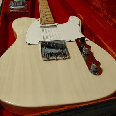 1972 Fender Telecaster- Blonde Finish-Maple Neck w/Case Hang Tags & Keys! image 6