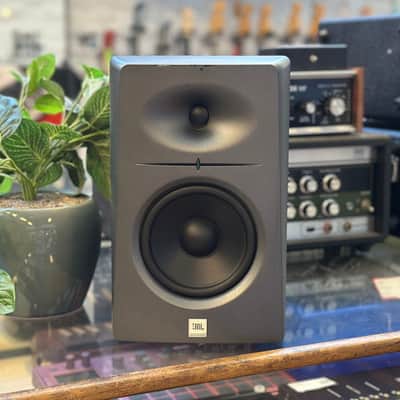JBL Single LSR 2300 image 1
