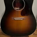 Gibson Custom Shop Historic 1942 Banner J-45 2020 - Present - Vintage Sunburst