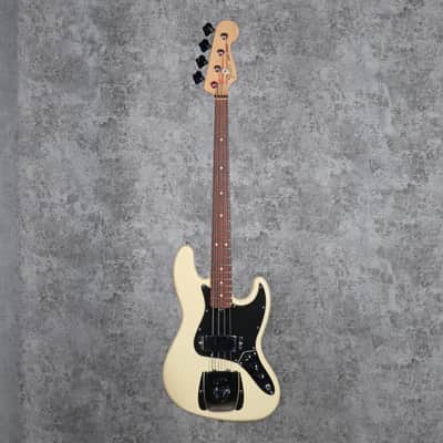 Fender American Special Jazz Bass Rosewood Fretboard 2010 Olympic White image 3
