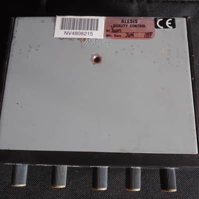 Alesis Nanoverb 18-Bit Digital Effects Processor image 3