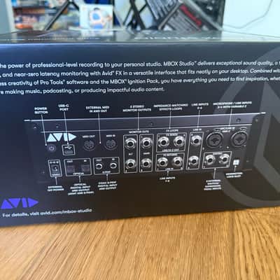 Avid MBox Studio 21x22 USB-C Audio Interface 2022 - Present - Black image 3