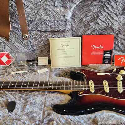 Fender Stratocaster Pro II 2021 - 3-Tone Sunburst image 1