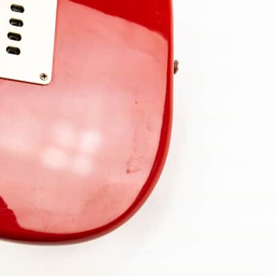 Squier Affinity Series Stratocaster – 22-Fret Rosewood Fretboard – 1997–2000 – Torino Red – Used; Good Condition image 11