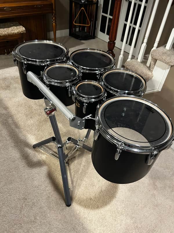 Yamaha 8400 Field-Corps Marching Tenors - Sumo Sextet 2015 - Black Forest