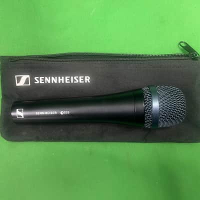 Sennheiser e935 Handheld Cardioid Dynamic Vocal Microphone 2003 - Present - Black