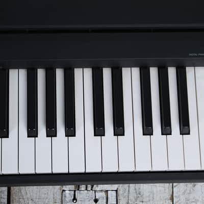 Yamaha P-35 Digital Piano 88 key Digital Piano w Graded Hammer Standard Keyboard image 7