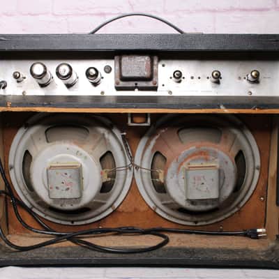 👀Vintage 1964 Airline 2x12 Tube Guitar Amp w/ Reverb & Tremolo - SERVICED image 4
