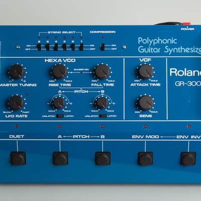 Roland GR-300 Polyphonic Guitar Synthesizer with G-505 Solid Body Electric Guitar (1982), ser. #B823723, original black tolex hard shell case. image 8