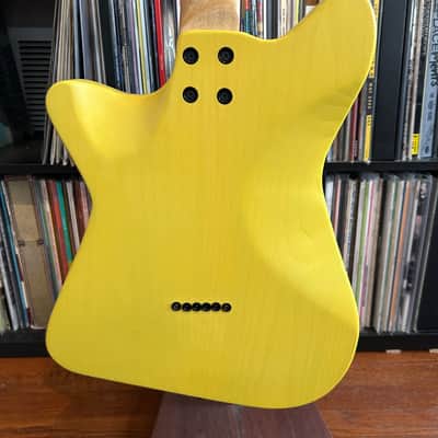 Odessa Deadbeat 2023 - Yellow image 5