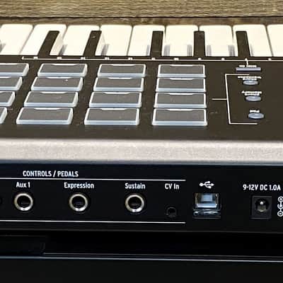 Arturia KeyLab 61 MkII MIDI Controller Black image 7