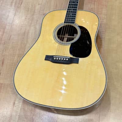 Martin Standard Series HD-35 Acoustic Guitar (Previous Version) image 1