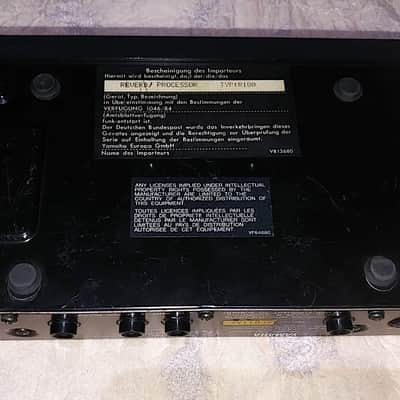 Yamaha R100 reverb unit processor image 3