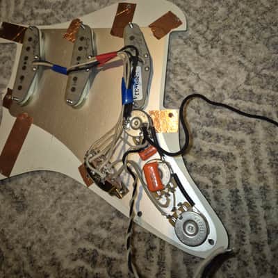 Seymour Duncan Antiquity II Surfer Strat Pickup Set 2010s - White image 7