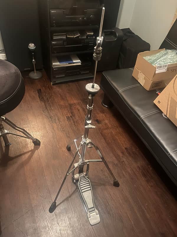 Yamaha HS-740A Medium Weight Single-Braced 3 Leg Hi-Hat Stand 2010s - Chrome image 1