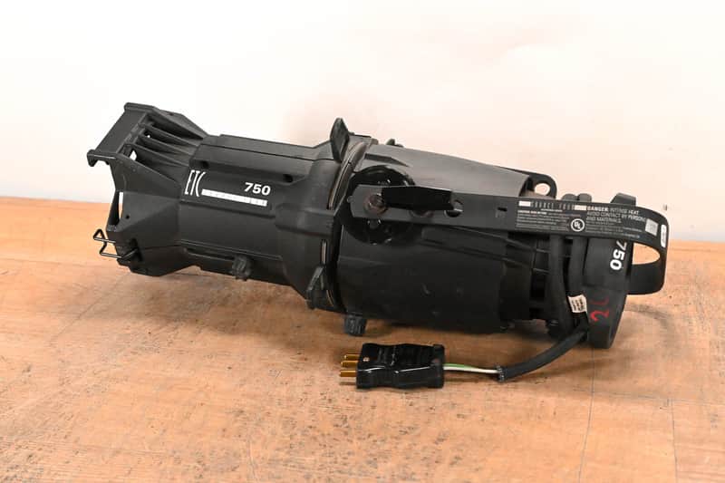 ETC ETC Source Four 750 26 Degree Ellipsoidal Light