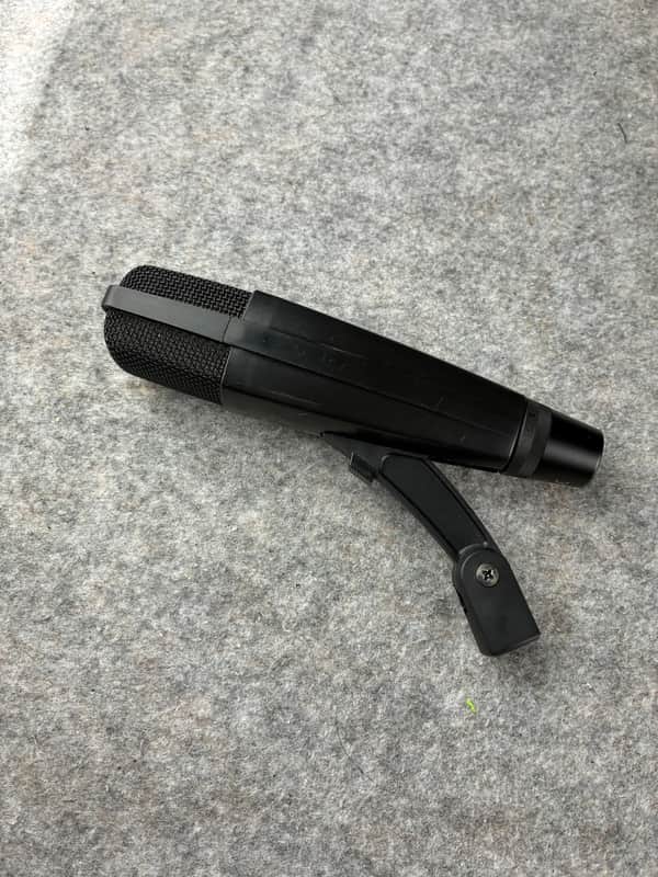 Sennheiser MD 421 II Cardioid Dynamic Microphone 2002 - Present - Black image 1