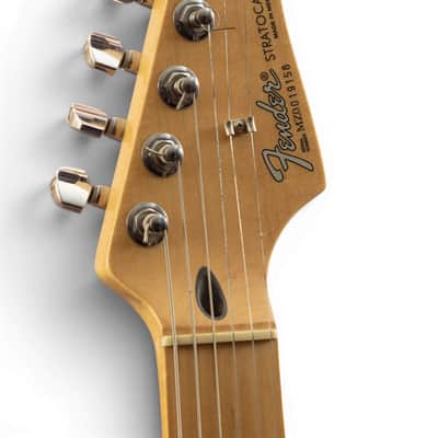 Fender Standard Stratocaster Mex Black 2000 with case image 8