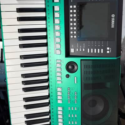 Yamaha PSR-S910 61-Key Arranger Workstation Green Used image 7