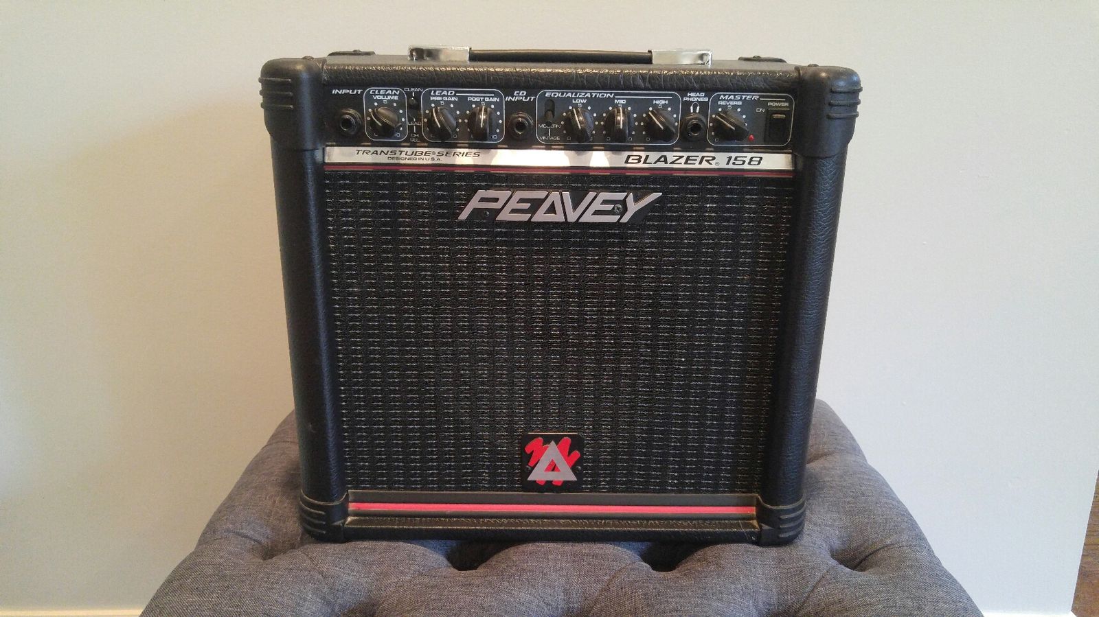 【終了しました】Peaveyギターアンプ「Blazer 158」完動品 Peavey Blazer 158 Guitar Combo Amplifier (late 1990s) – Elderly