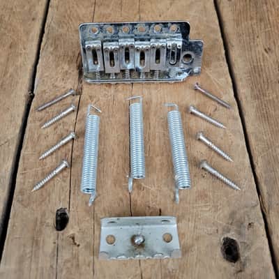 Fender Squier Tremolo with Screws and Springs - Chrome 2000s image 1