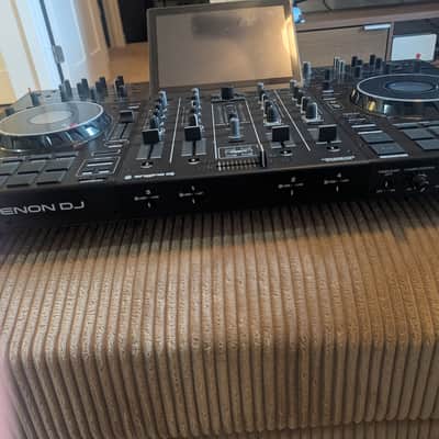 Denon Prime 4+ 4-Deck DJ System 2023 - Present - Black image 5