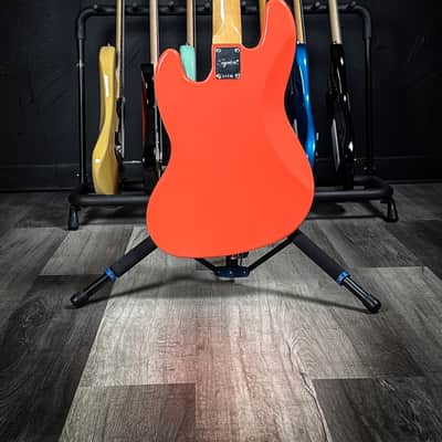 Squier Classic Vibe ’60s Jazz Bass - Tahitian Coral image 6