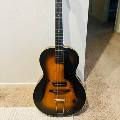 Epiphone Coronet Spanish Guitar 1940 - Shaded Sunburst image 2