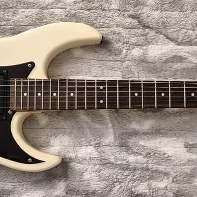 1987 Yamaha RGX520J HH Super Strat - MIJ - Vintage White - EMG Pickups - Locking Tremolo image 11