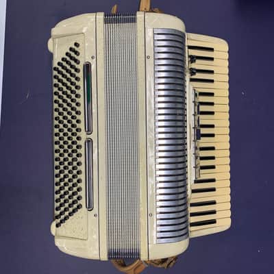 Settimio Soprani Dick Contino Model L277 50s or 60s - Ivory Accordion image 3