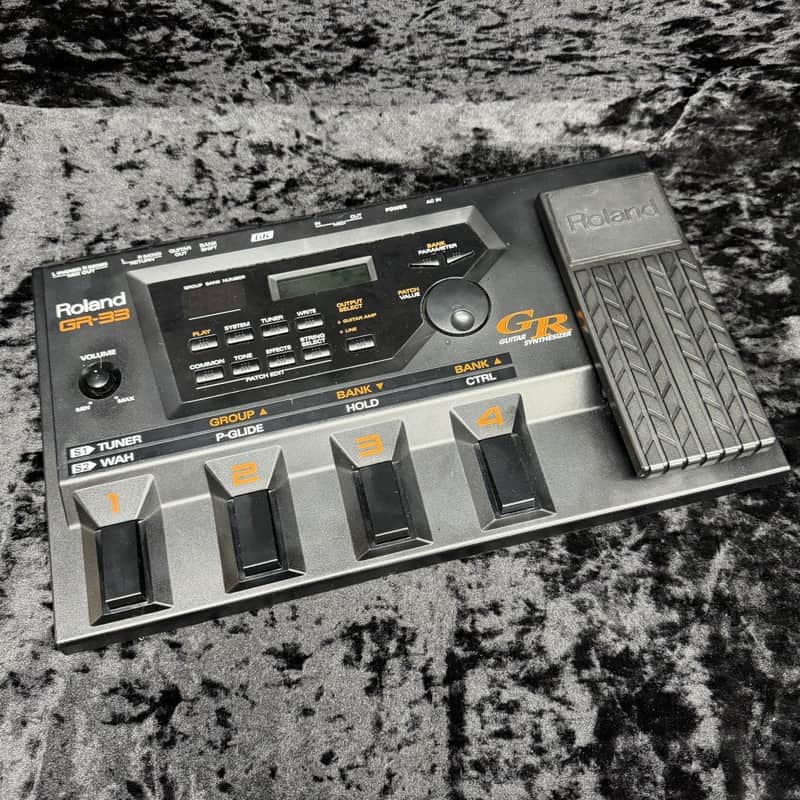 Roland GR-33