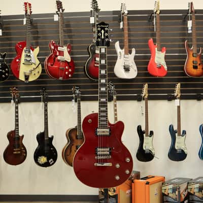 DeArmond M-77 Wine Metallic image 2