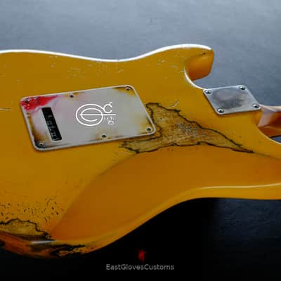 Fender Stratocaster Yellow Heavy Aged Relic image 10