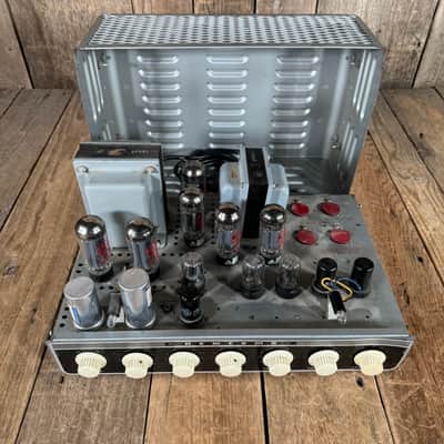Newcomb H-50 PA head guitar amp 1950's - Silver image 8