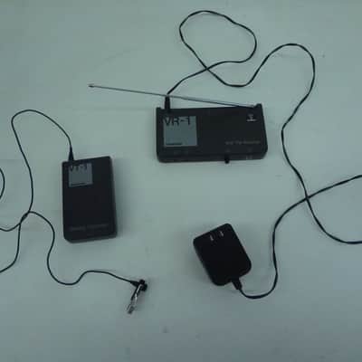 Samson VR-1 VHF FM Belt Pack Wireless Transmitter For Microphone/Guitar/Bass - Tested, Works image 1