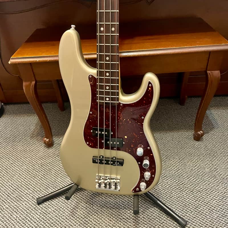 Fender American Elite Precision Bass