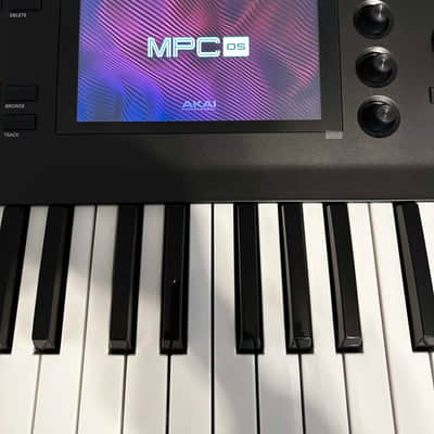 Akai MPC Key 61 w/750 GB HD image 6