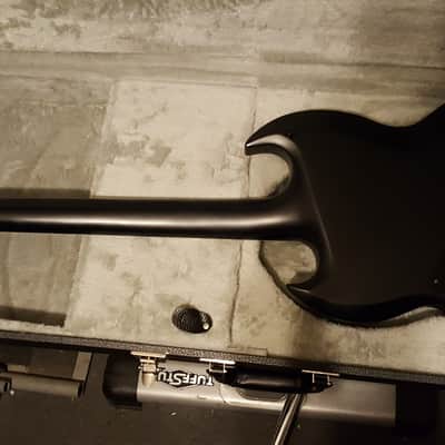 ESP Viper  Matt Black image 5