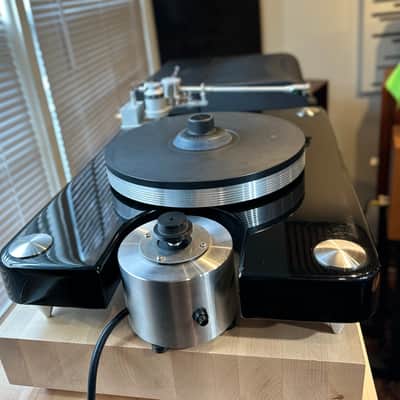 VPI  Aries with JMW Memorial Tonearm image 8